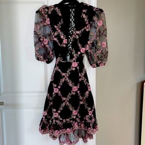 Cute floral black dress. Perfect for spring time!